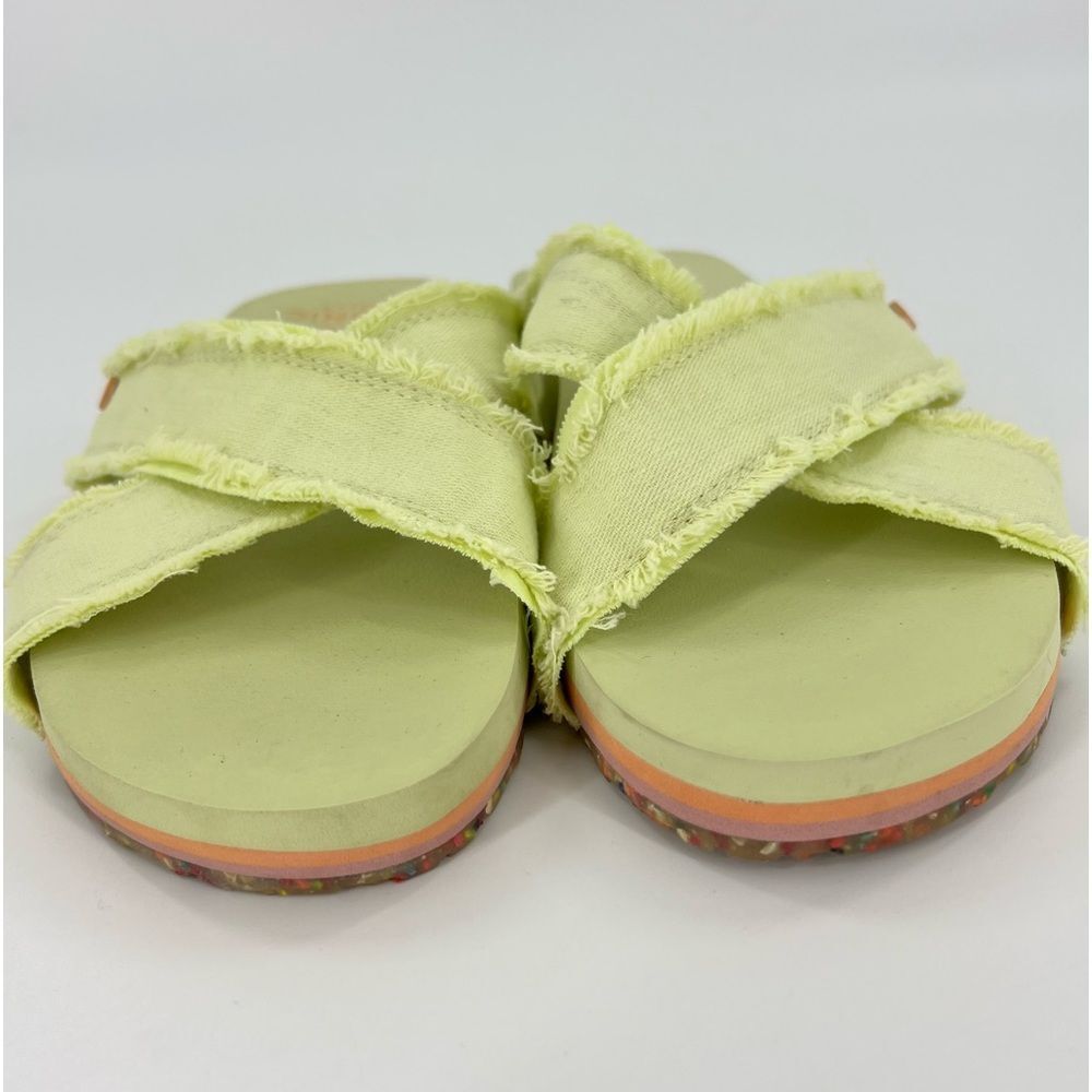 Vionic Beach Panama Crisscross Strap Slip On Sandals Pale Lime 7 - Picture 4 of 12